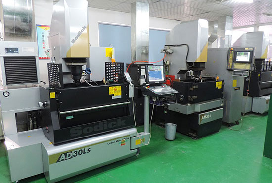 EDM machine